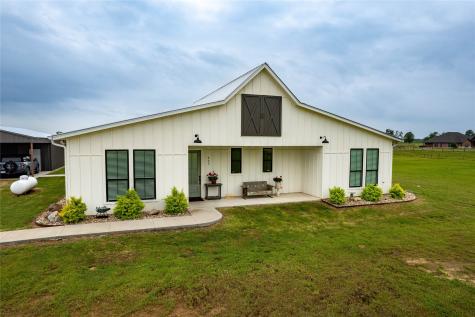 462 County Road 45900 Detroit TX 75436