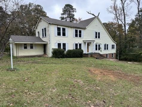 709 N Louise Street Atlanta TX 75551