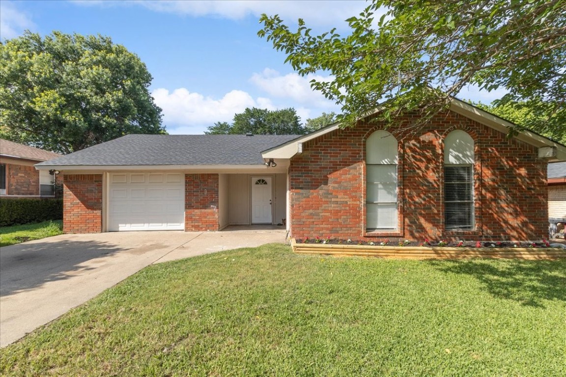 1712 Woodhaven Drive Seagoville TX 75159