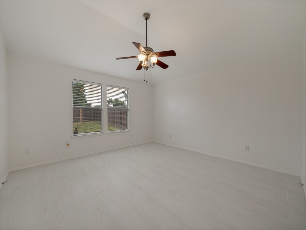8821 Chisholm Trail Cross Roads TX 76227