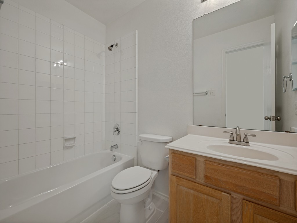 8821 Chisholm Trail Cross Roads TX 76227