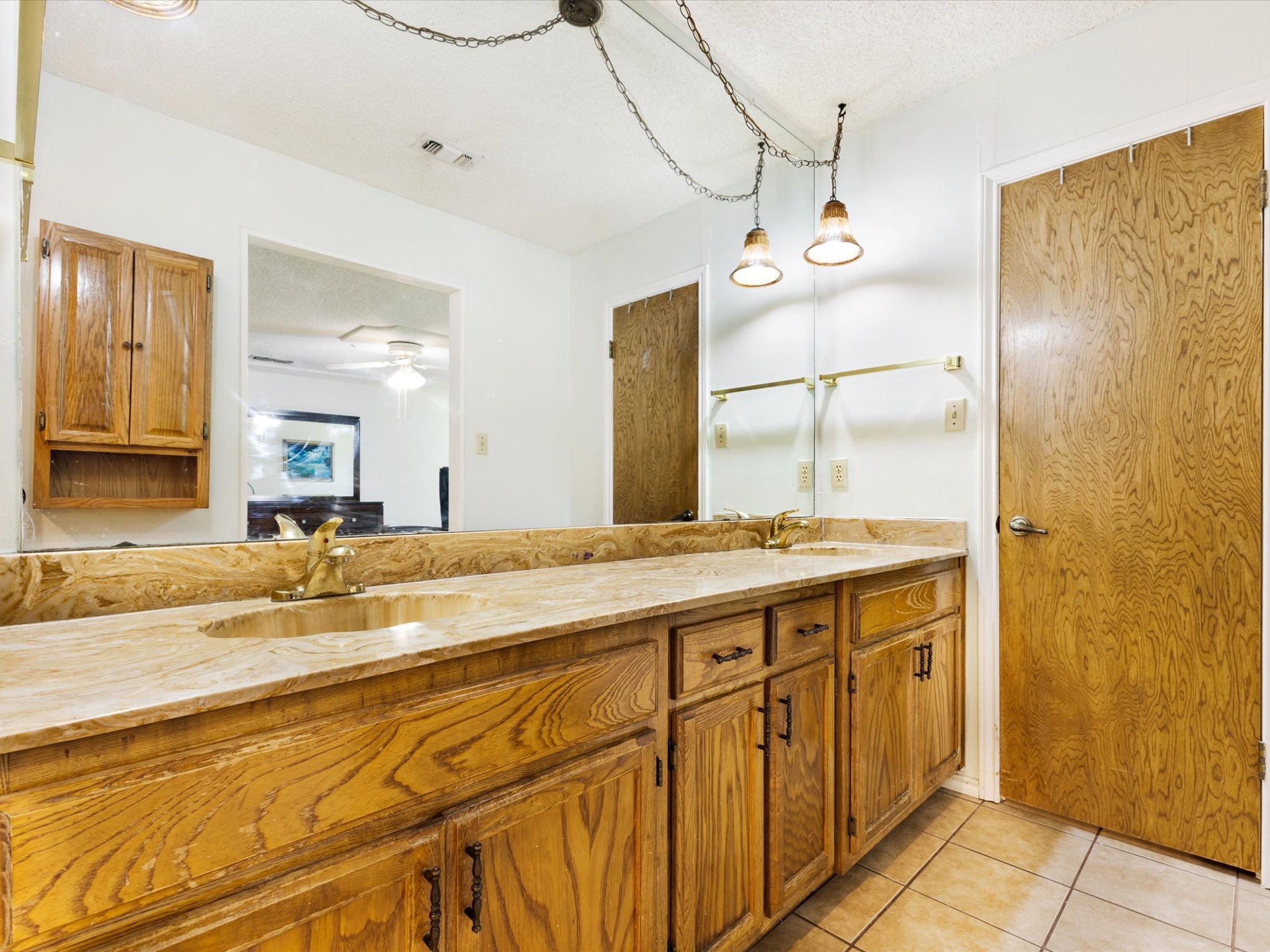 6619 Saddle Ridge Road Arlington TX 76016