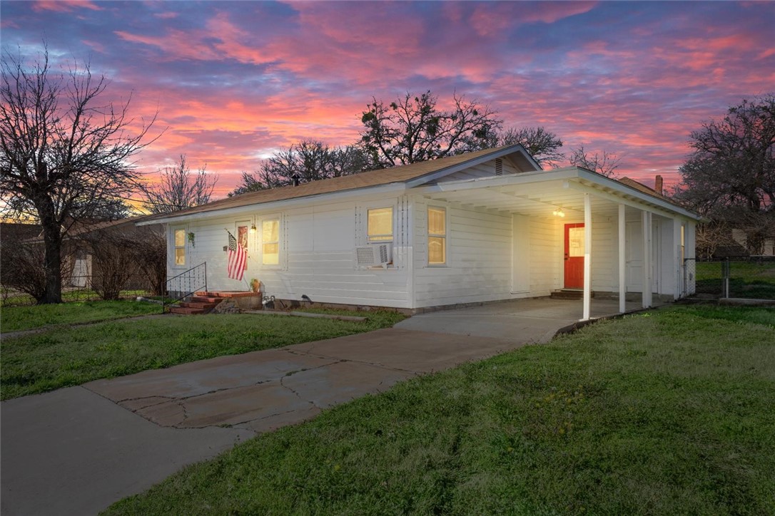 606 Park Street Gatesville TX 76528