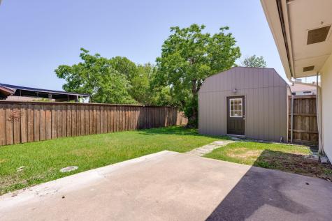 2202 Briarmeadow Drive Garland TX 75044