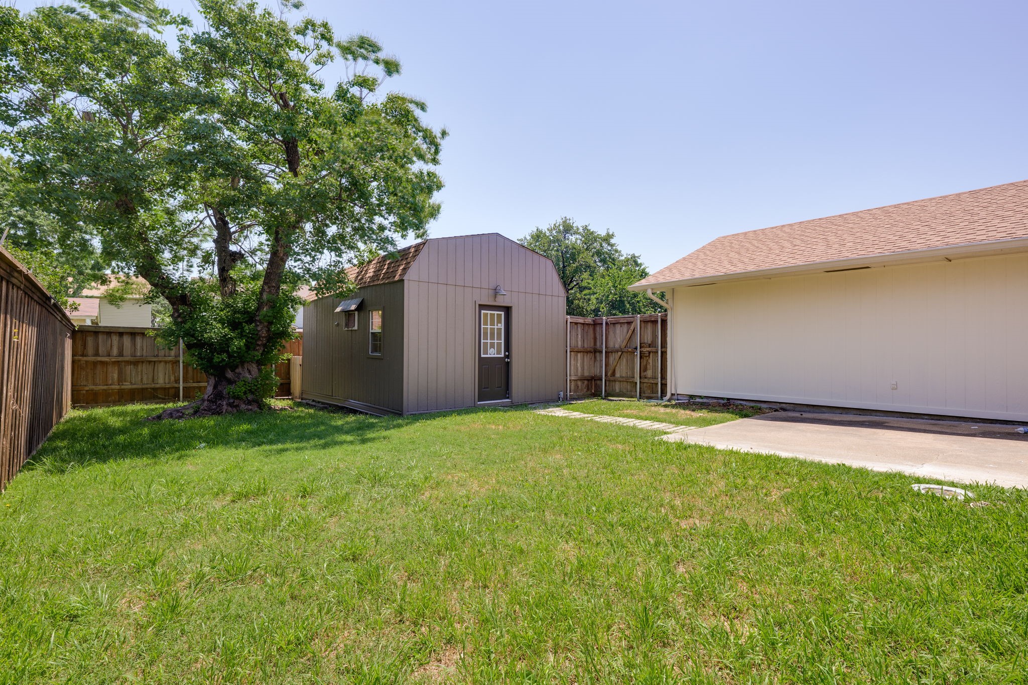 2202 Briarmeadow Drive Garland TX 75044