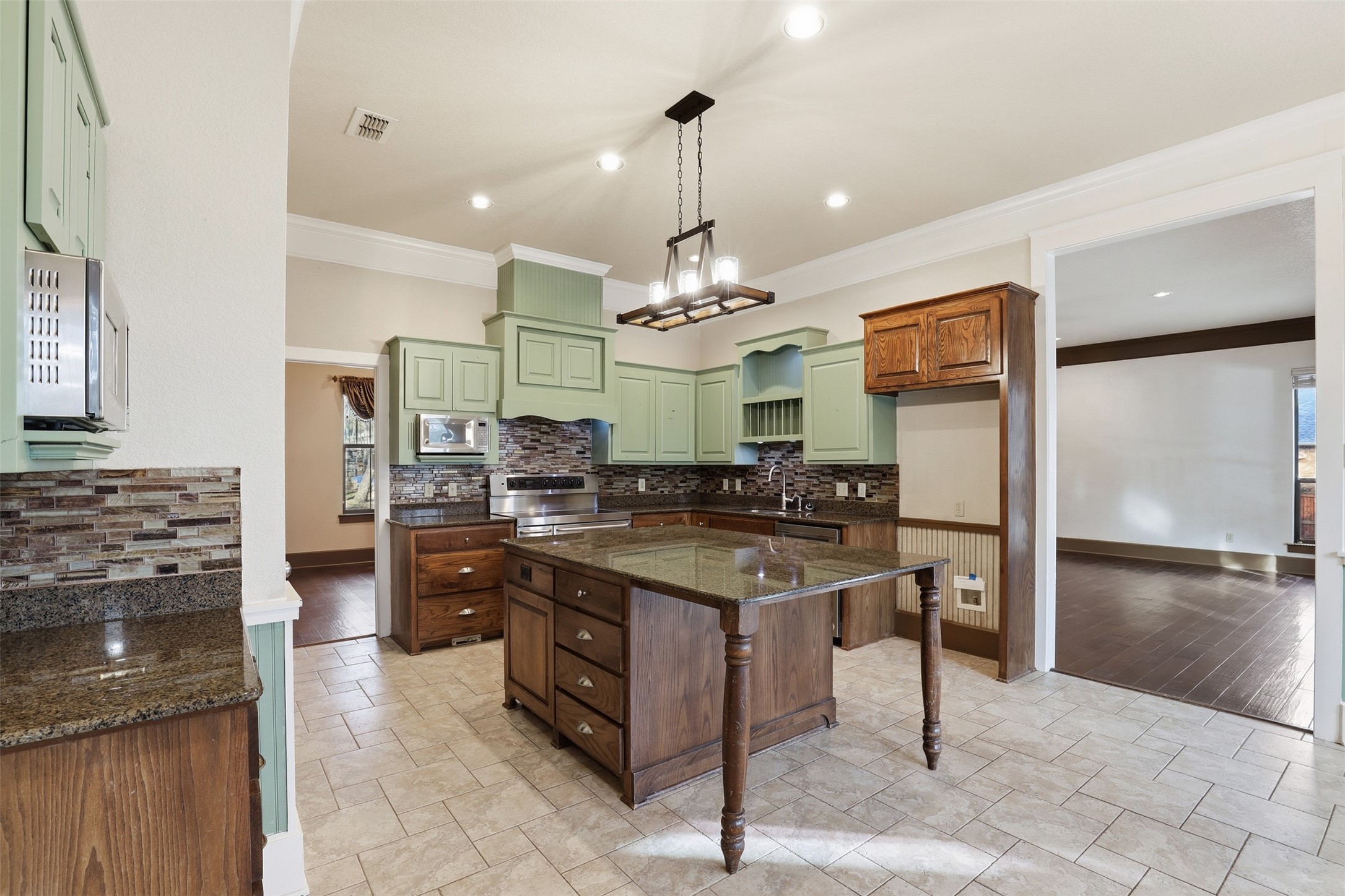 3806 Lakeshore Drive Weatherford TX 76087