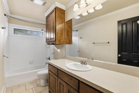 3806 Lakeshore Drive Weatherford TX 76087