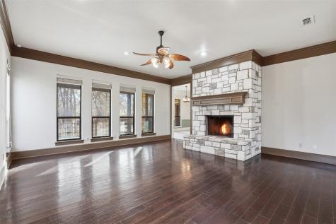 3806 Lakeshore Drive Weatherford TX 76087