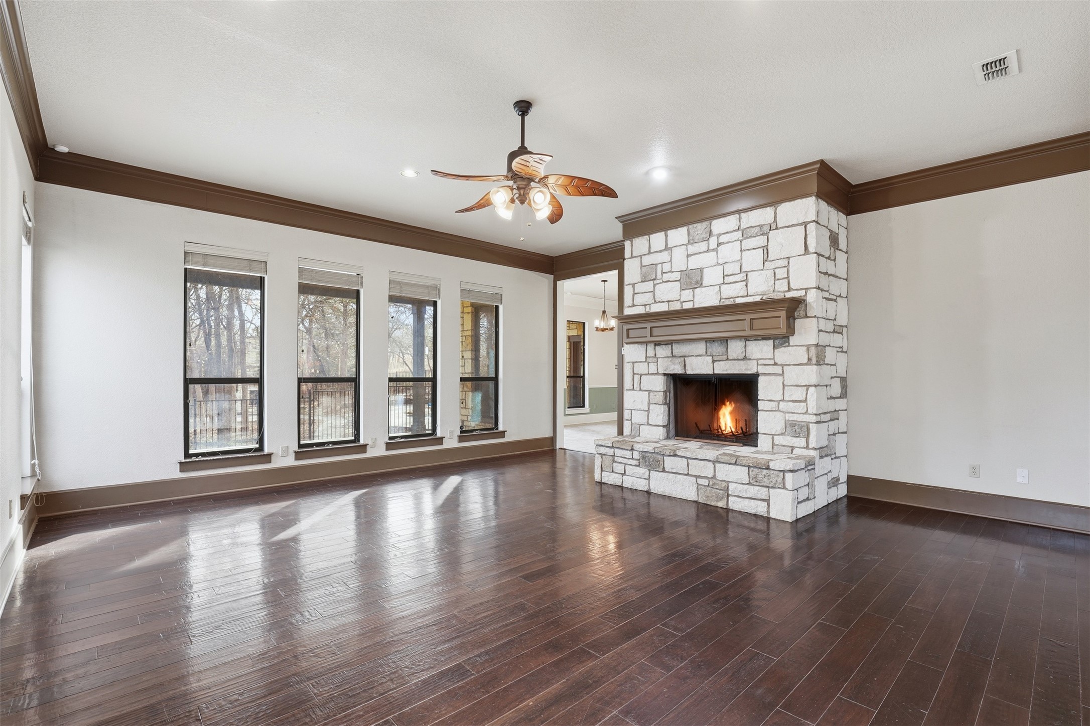3806 Lakeshore Drive Weatherford TX 76087