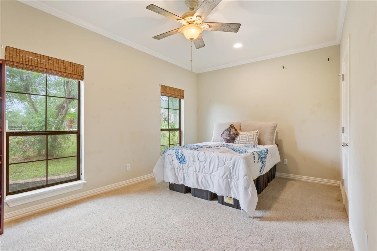 1125 Whispering Oaks China Spring TX 76633