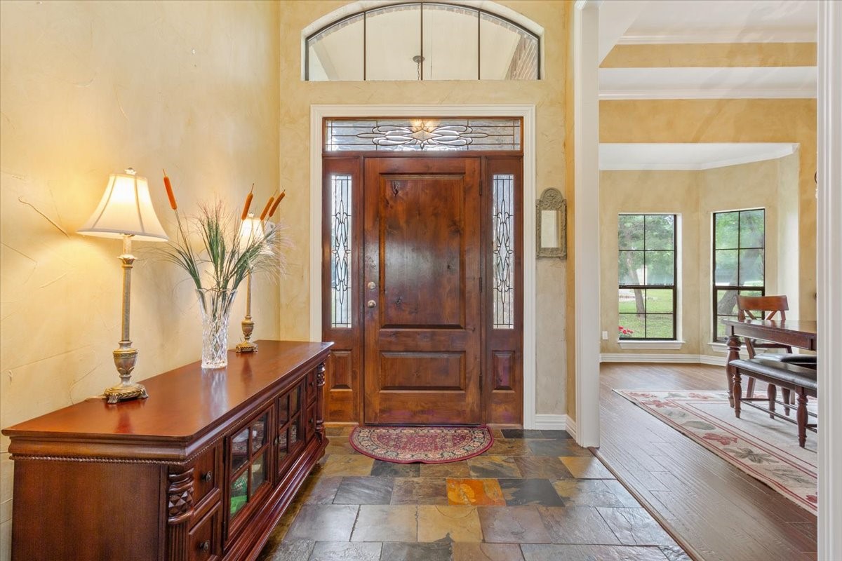 1125 Whispering Oaks China Spring TX 76633