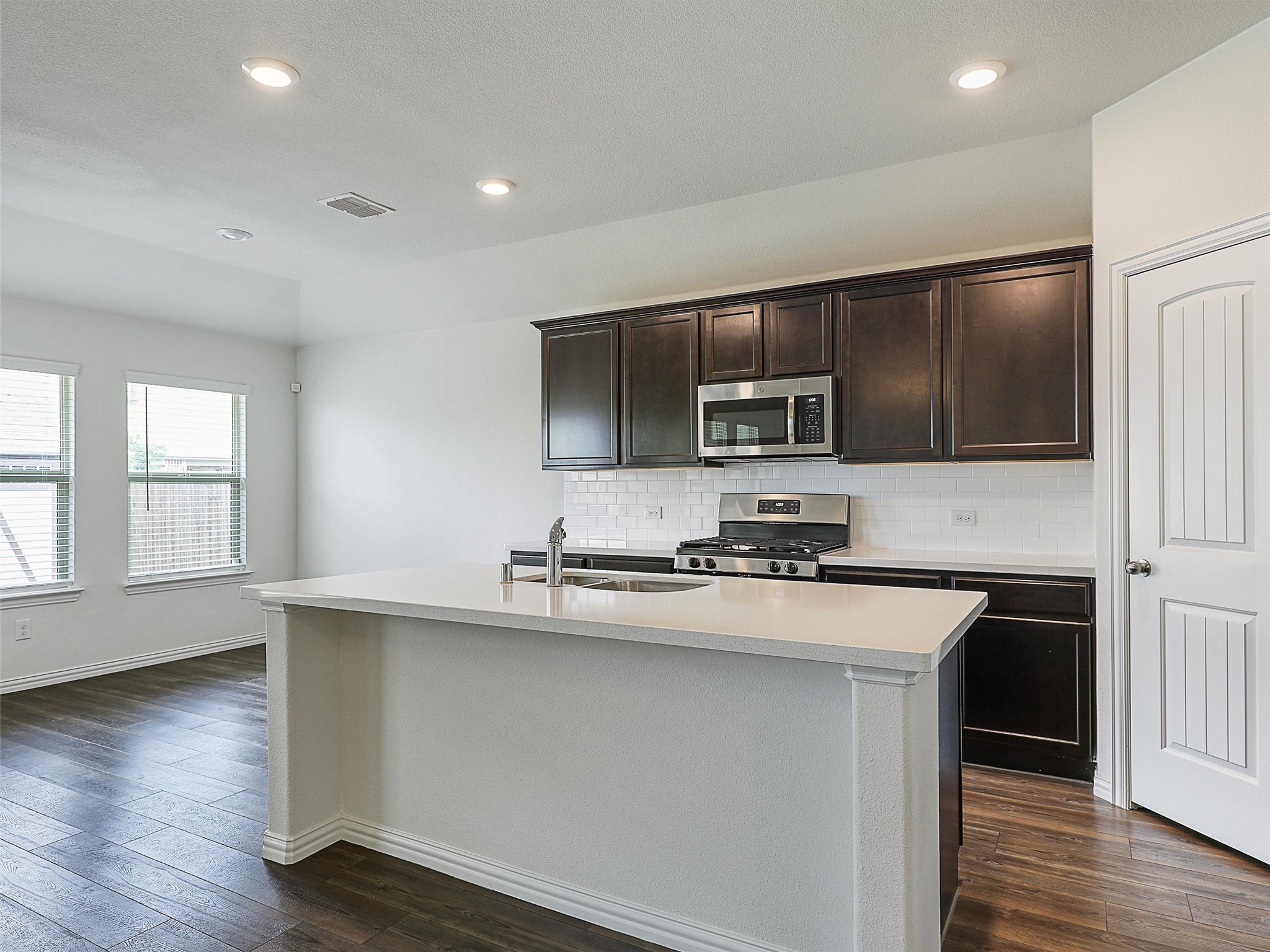 910 Torrey Avenue Princeton TX 75407
