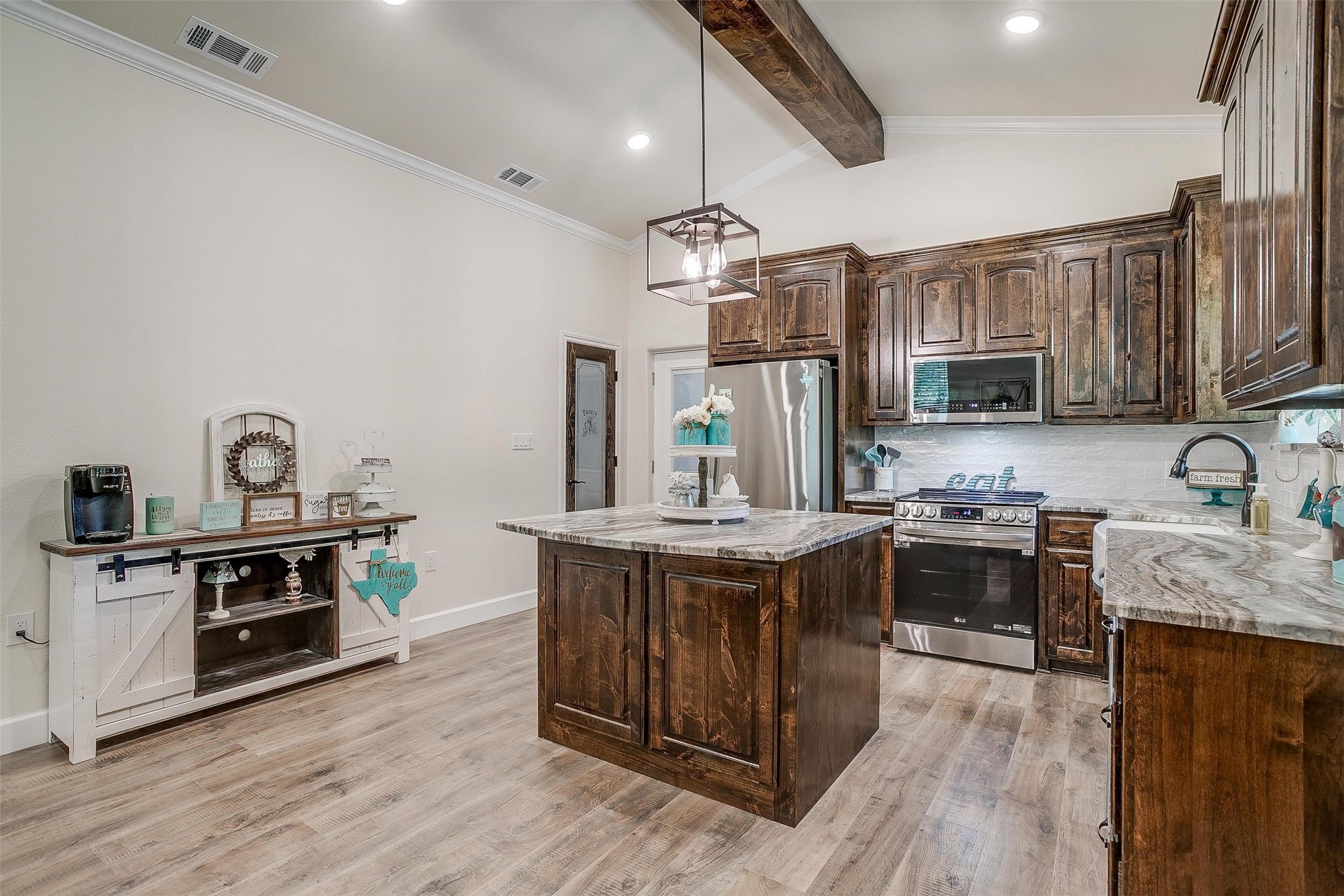 313 Broken Road Road Perrin TX 76486