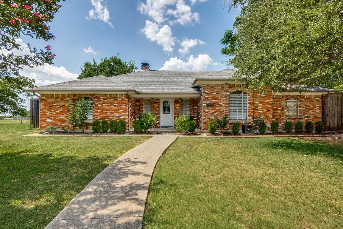 12625 Wharton Drive Dallas TX 75243