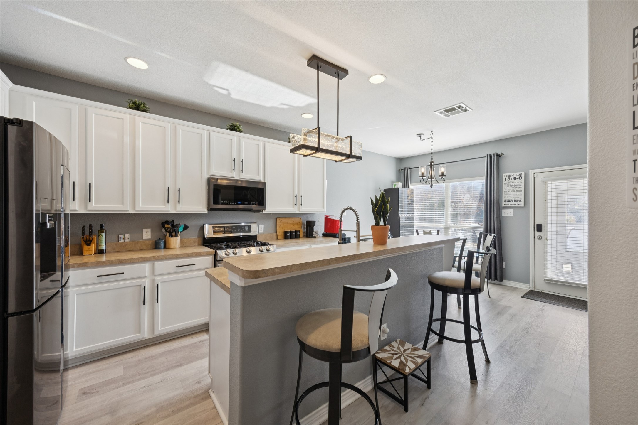 1404 Southern Pine Drive Savannah TX 76227