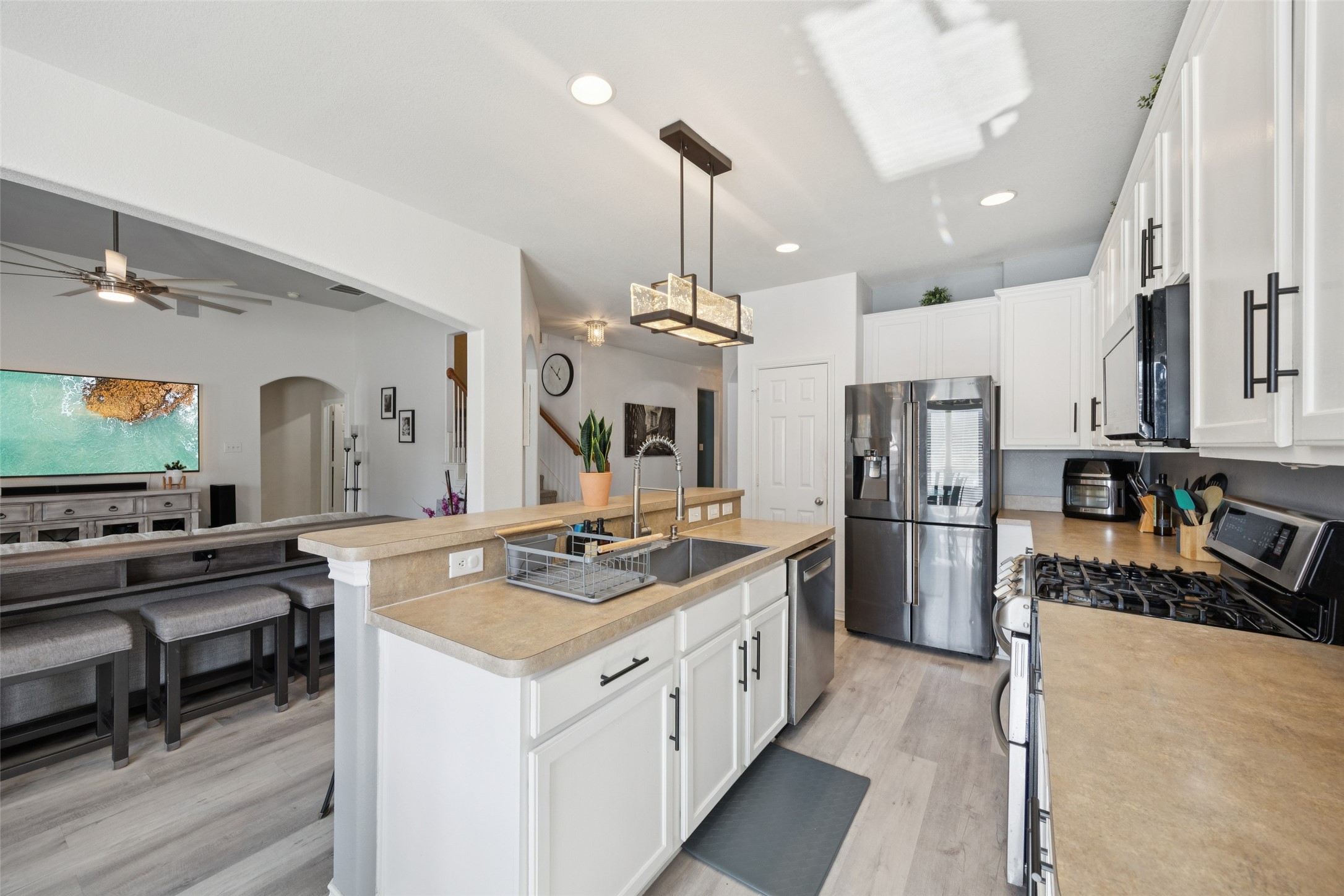1404 Southern Pine Drive Savannah TX 76227
