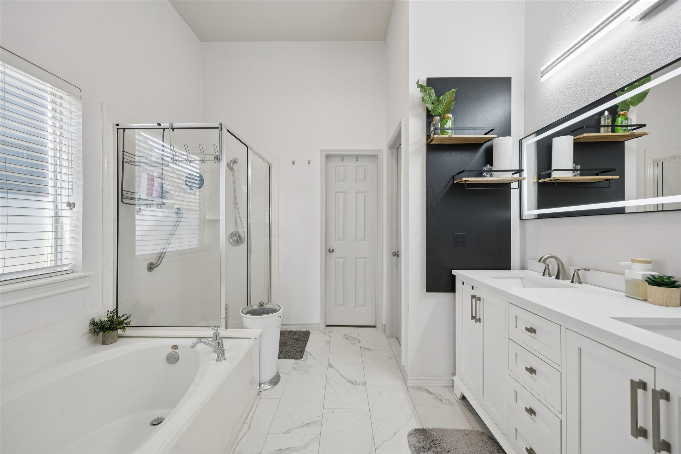 1404 Southern Pine Drive Savannah TX 76227