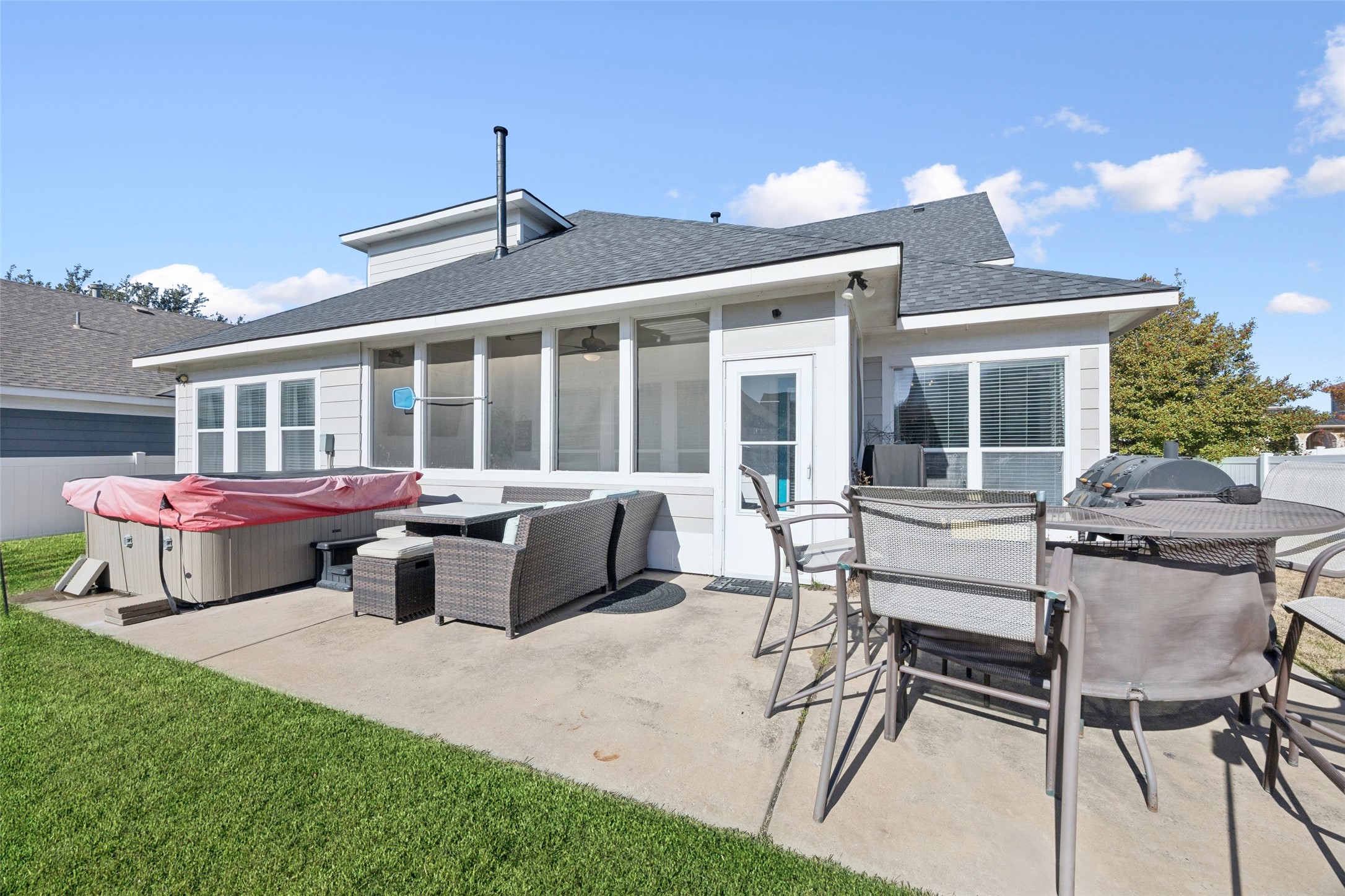 1404 Southern Pine Drive Savannah TX 76227