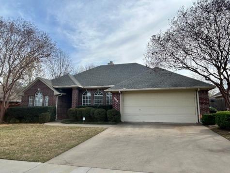 2604 Whispering Oaks Denton TX 76209
