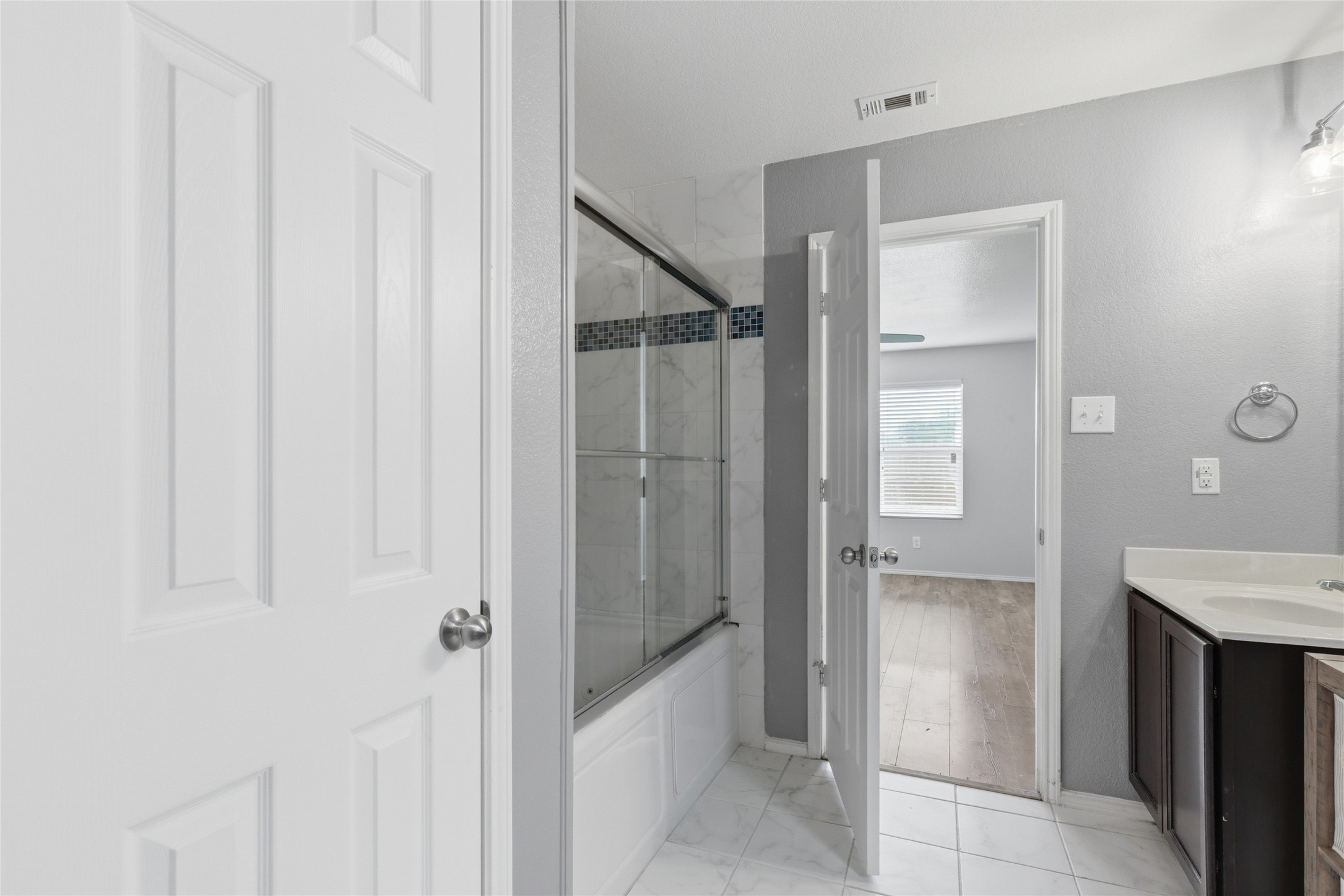 105 Honeysuckle Court Fate TX 75189