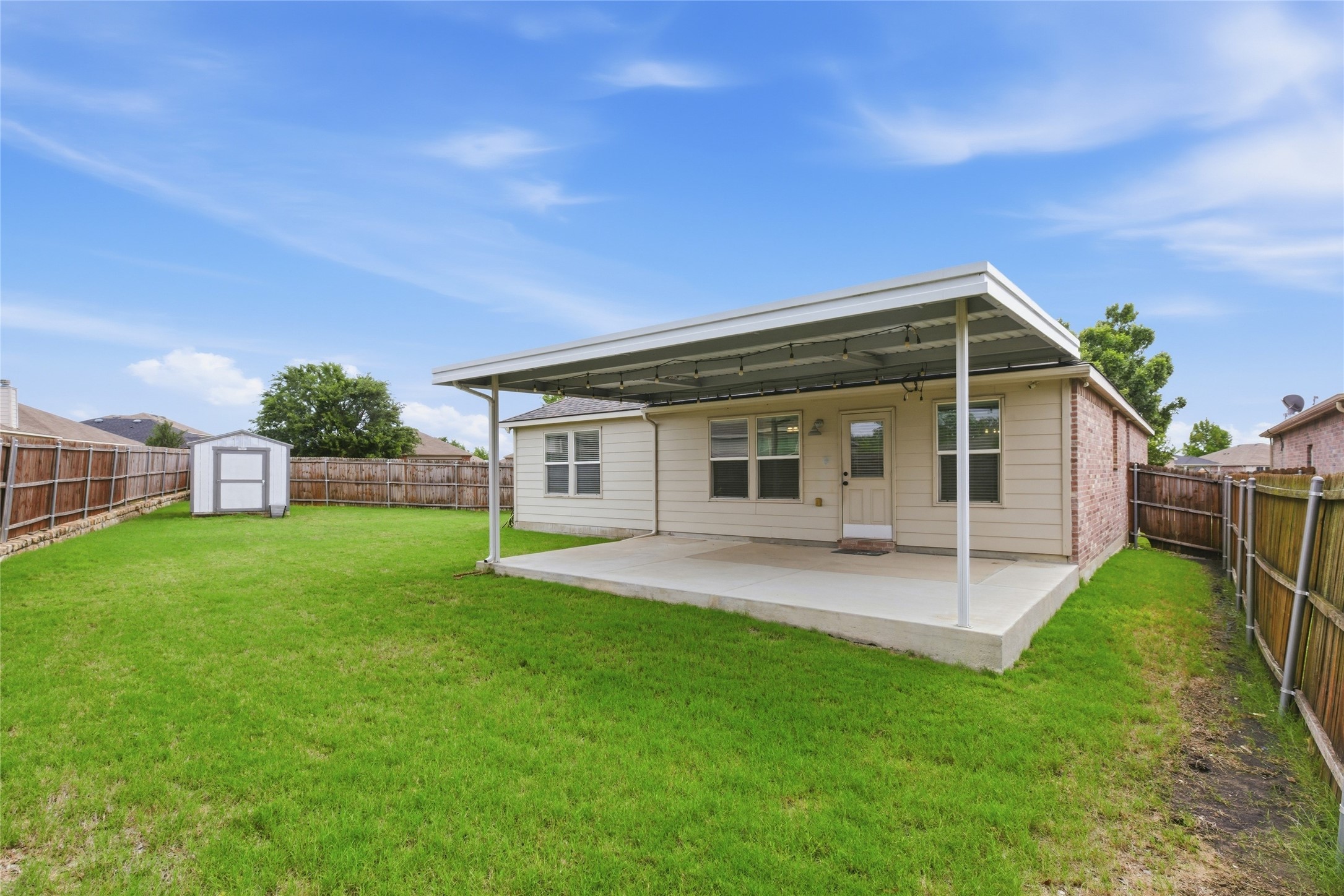 105 Honeysuckle Court Fate TX 75189
