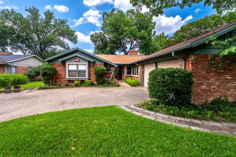 5912 Whitman Avenue Fort Worth TX 76133