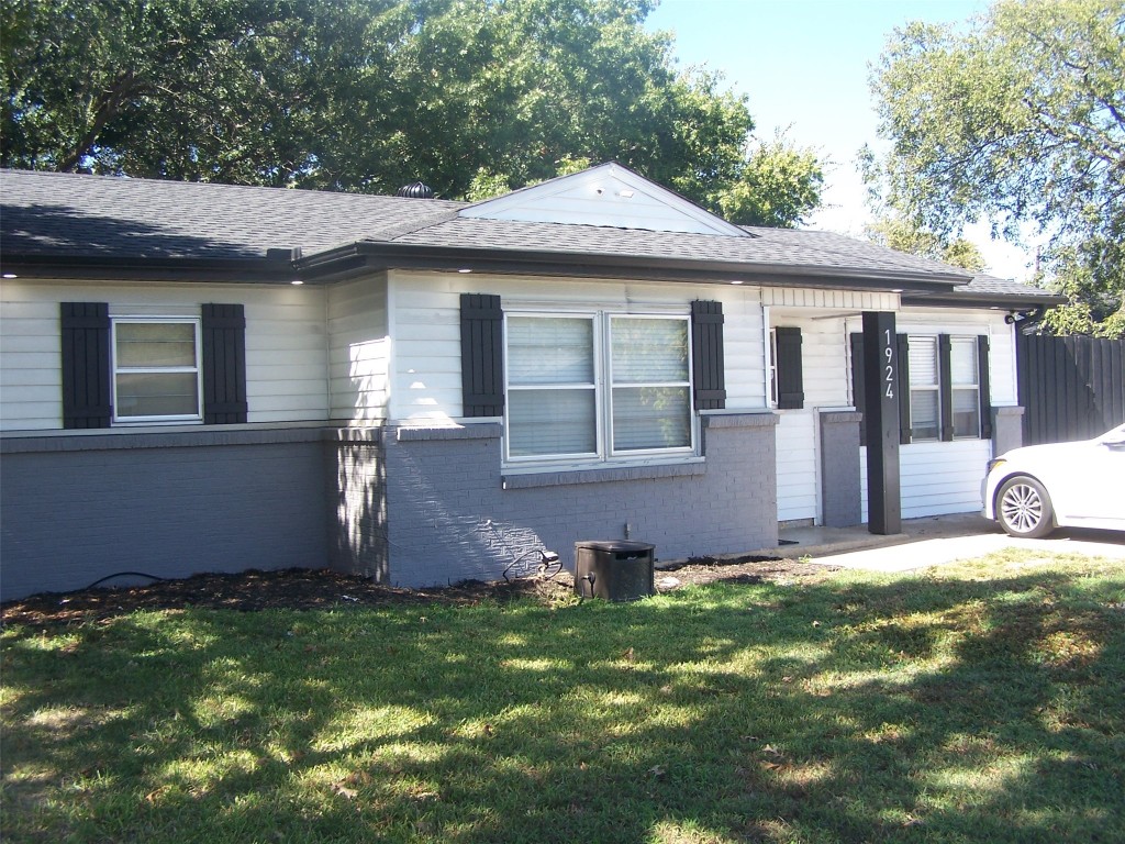 1924 Southridge Drive Arlington TX 76010