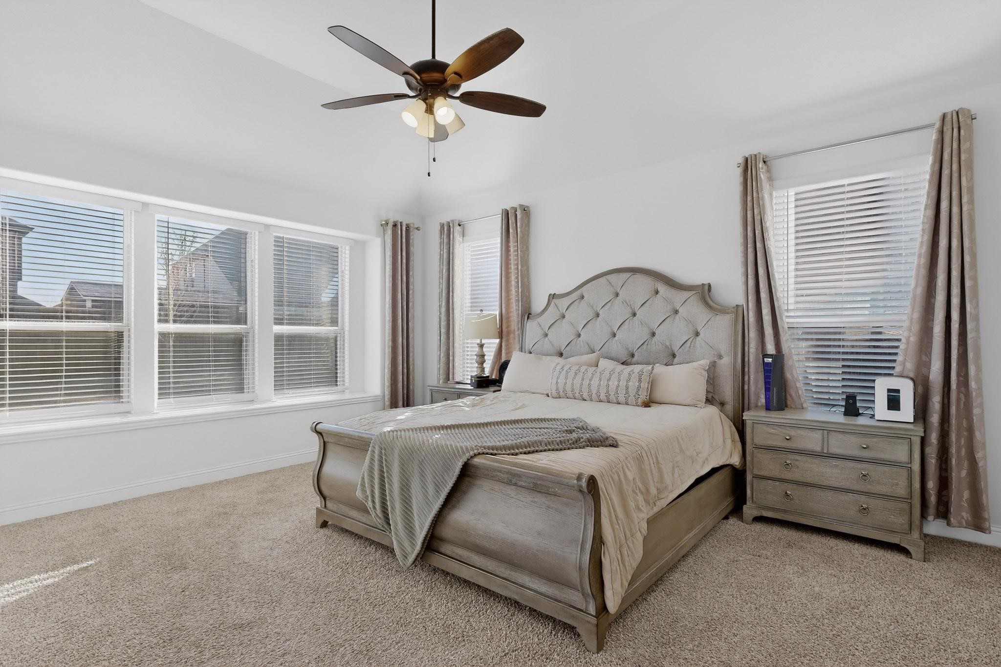 476 Wolf Creek Drive Waxahachie TX 75165