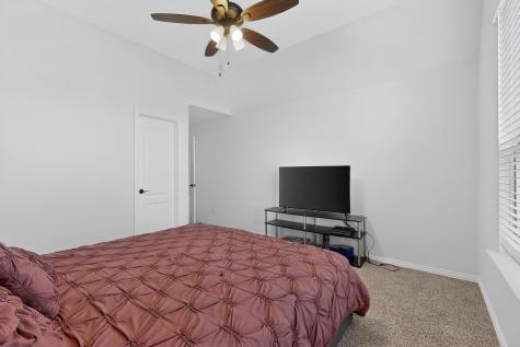 476 Wolf Creek Drive Waxahachie TX 75165