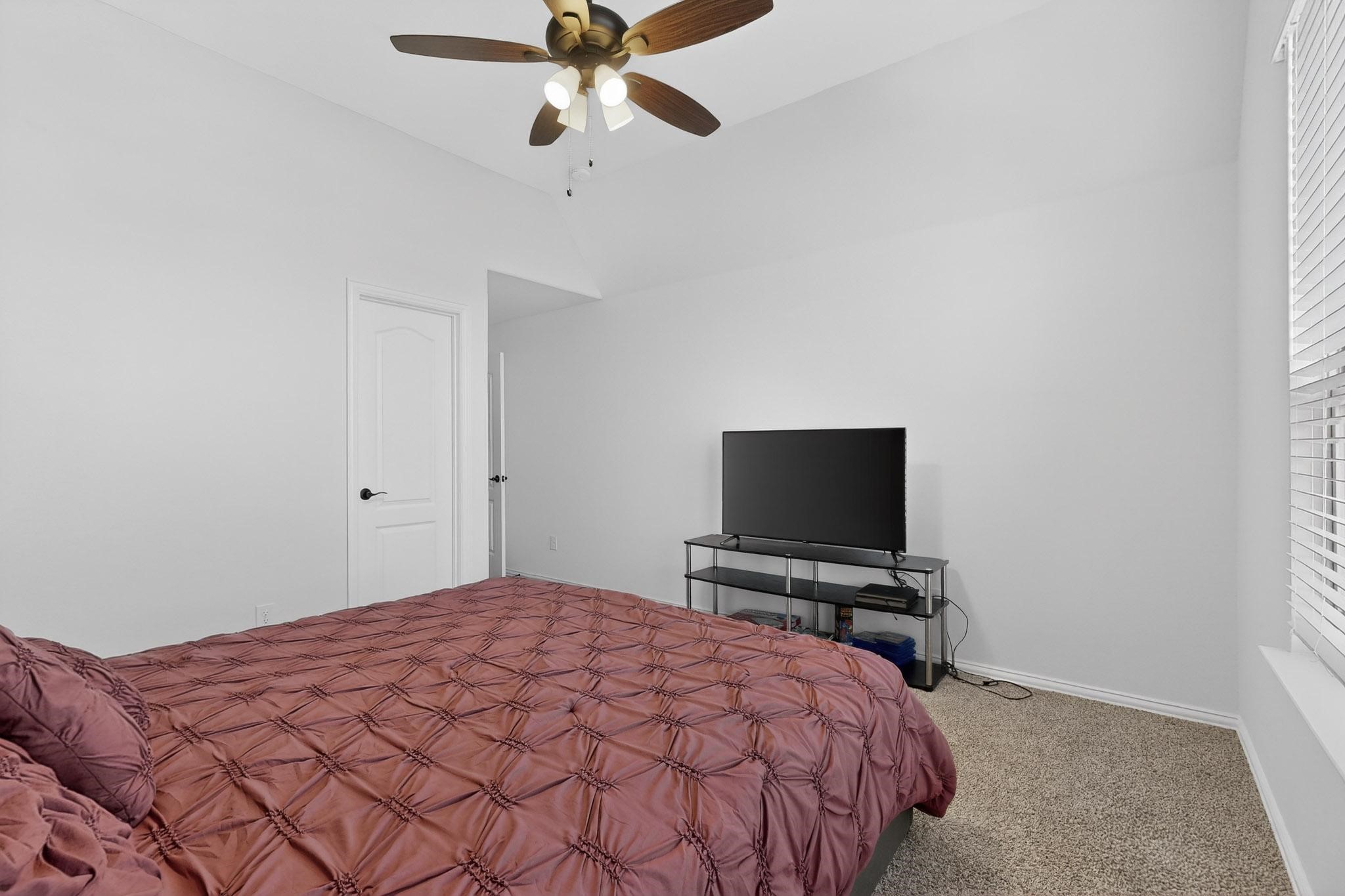476 Wolf Creek Drive Waxahachie TX 75165