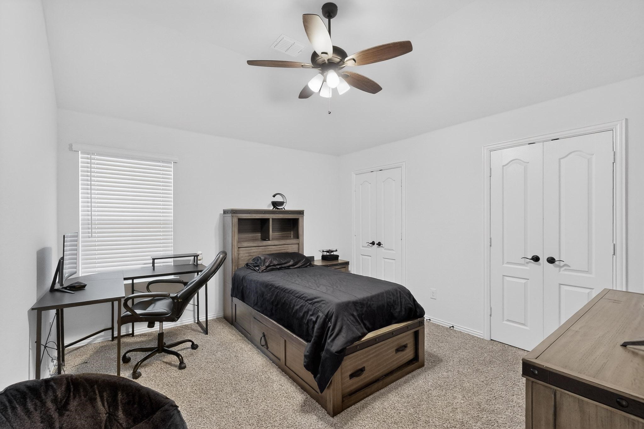 476 Wolf Creek Drive Waxahachie TX 75165