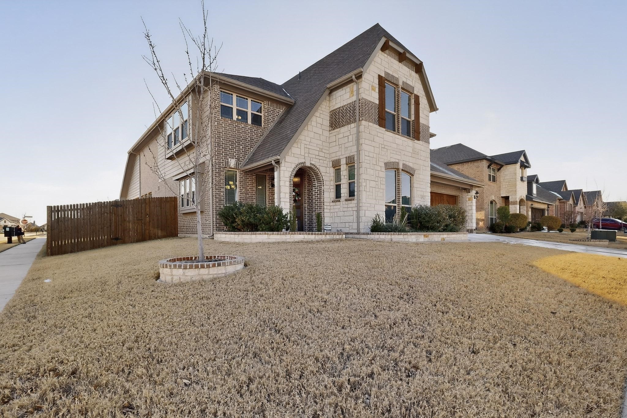 476 Wolf Creek Drive Waxahachie TX 75165