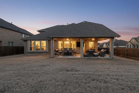 476 Wolf Creek Drive Waxahachie TX 75165