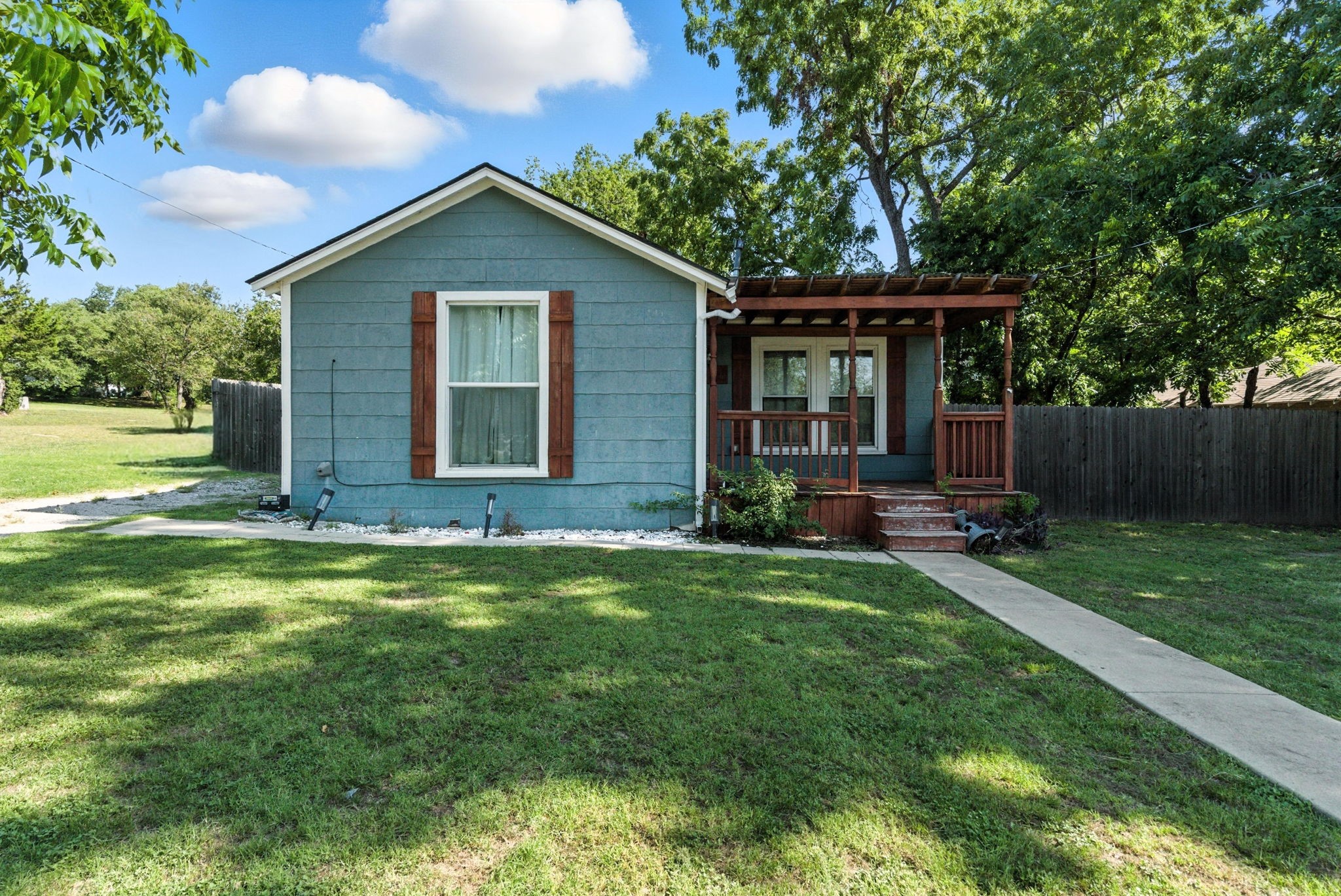 116 W 7th Street Weatherford TX 76086