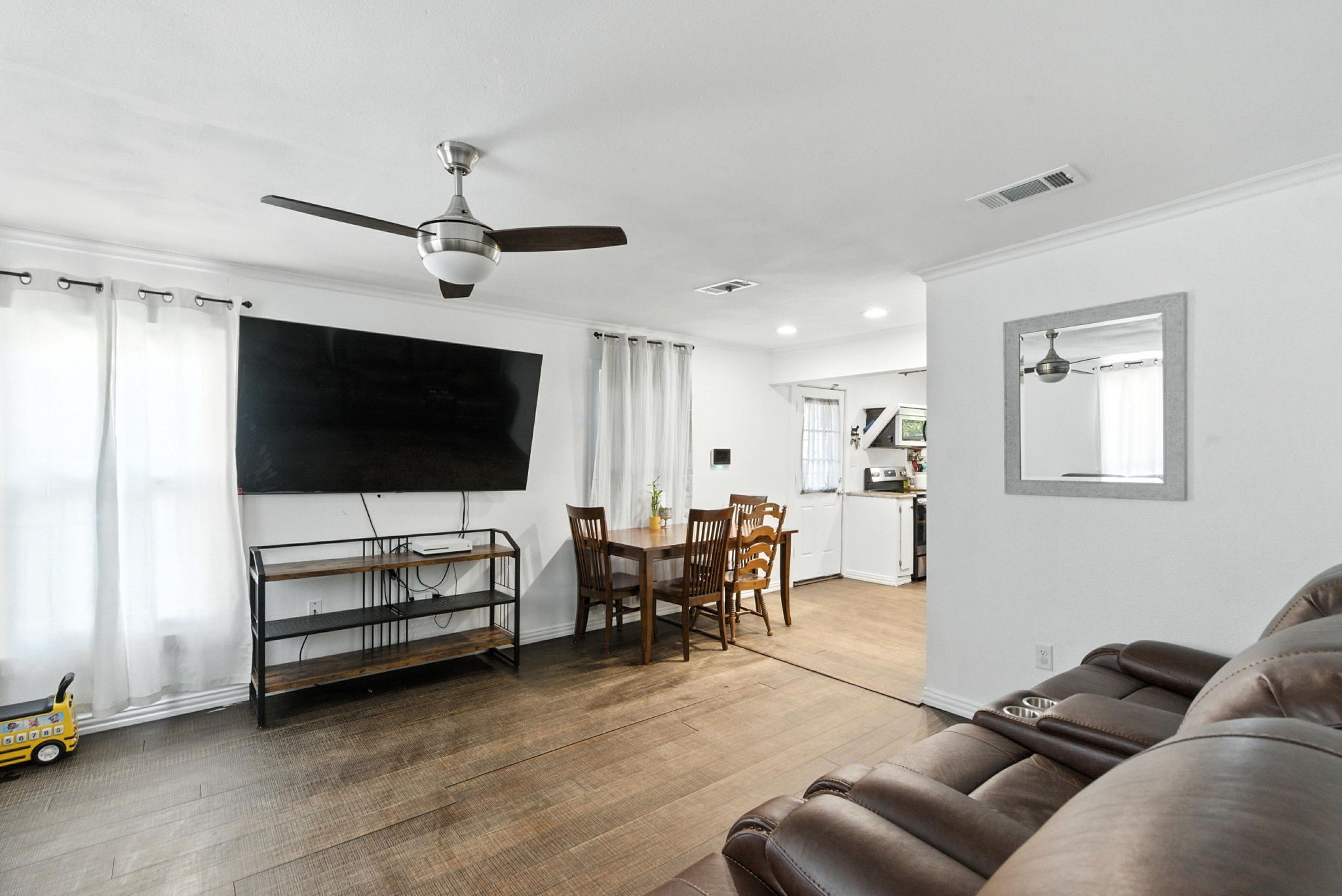 116 W 7th Street Weatherford TX 76086