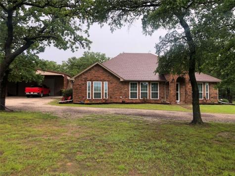 1301 County Road 3555 Paradise TX 76073