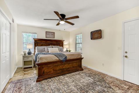 343 Plantation Avenue Pottsboro TX 75076