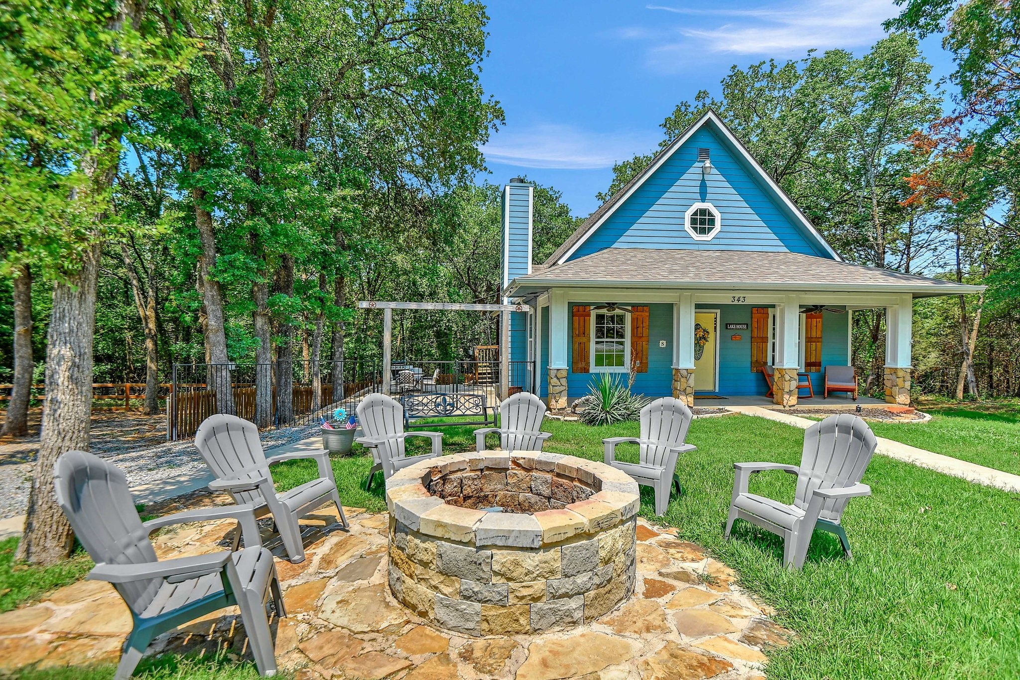 343 Plantation Avenue Pottsboro TX 75076