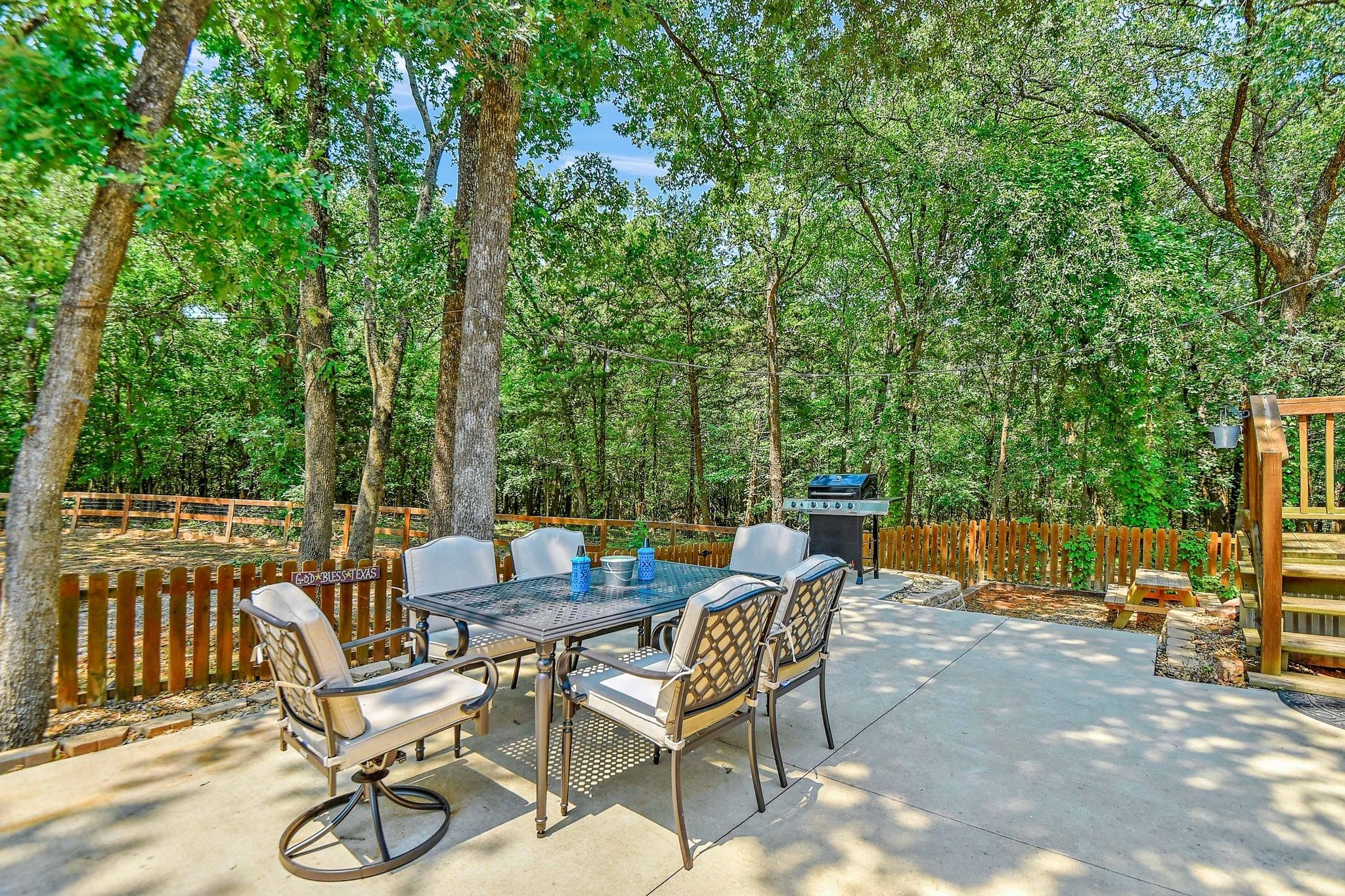 343 Plantation Avenue Pottsboro TX 75076
