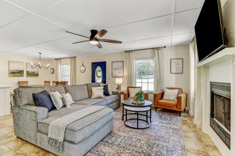 343 Plantation Avenue Pottsboro TX 75076