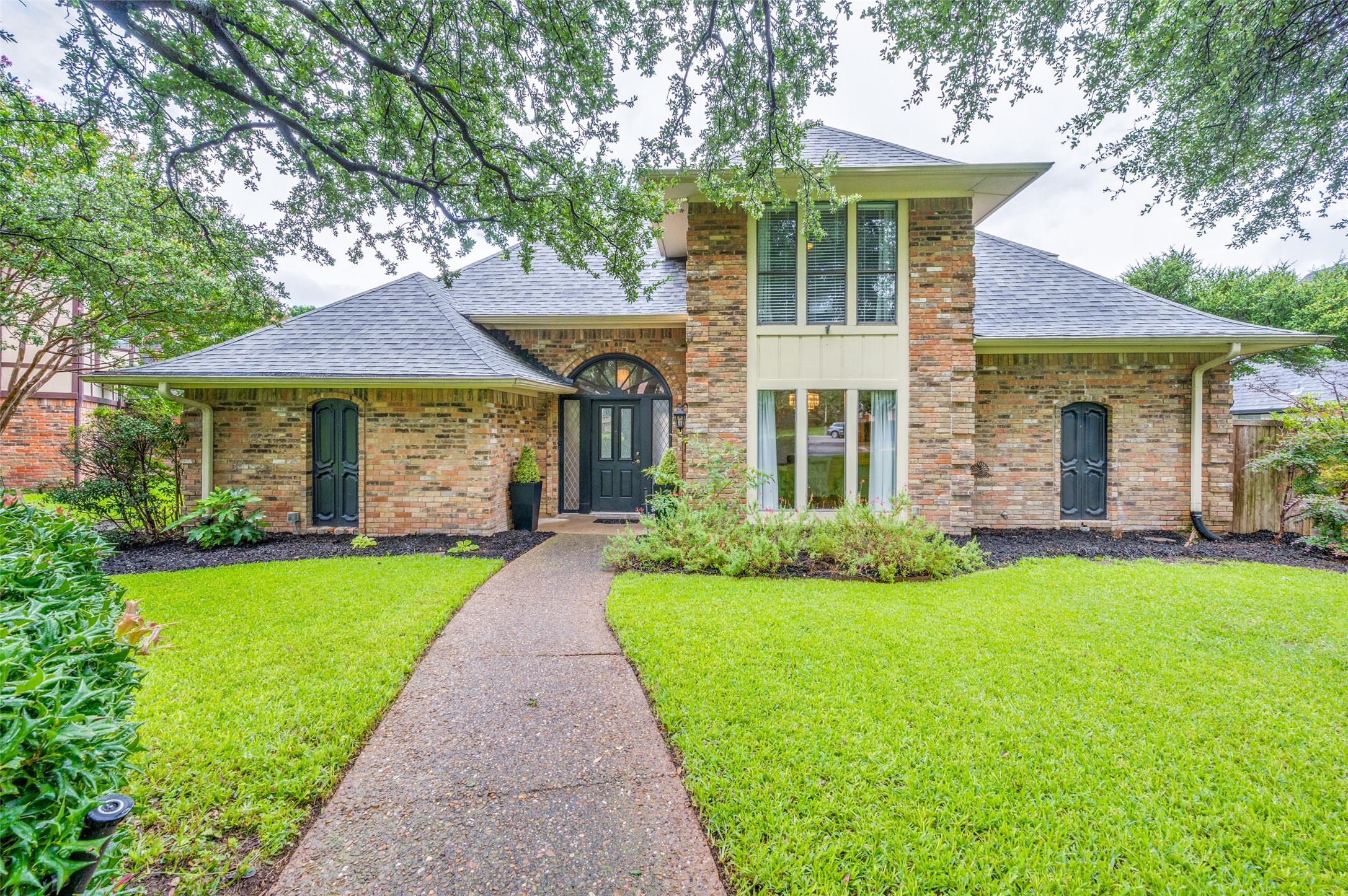 9606 Windy Crest Court Dallas TX 75243