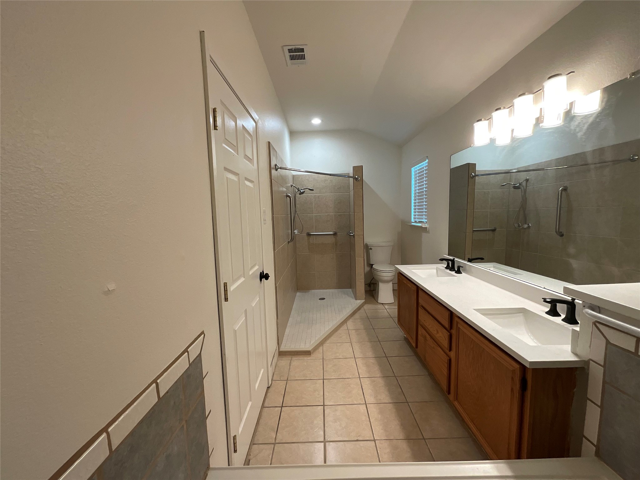 1729 Duster Circle Arlington TX 76018