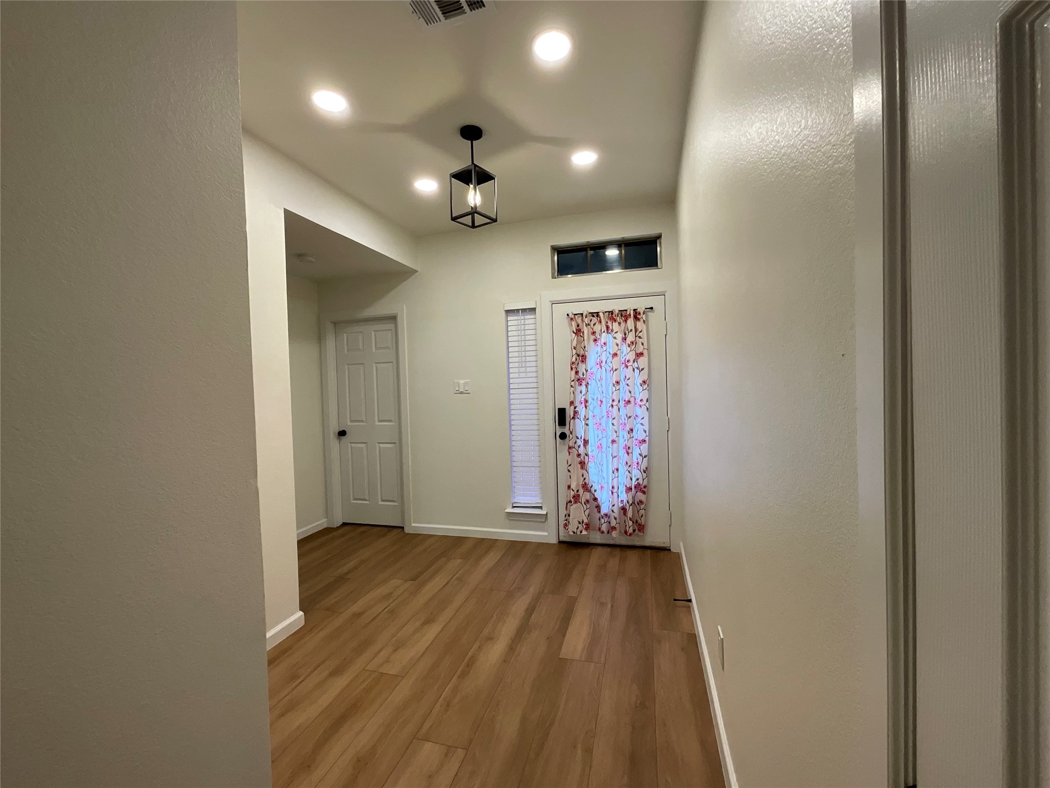 1729 Duster Circle Arlington TX 76018