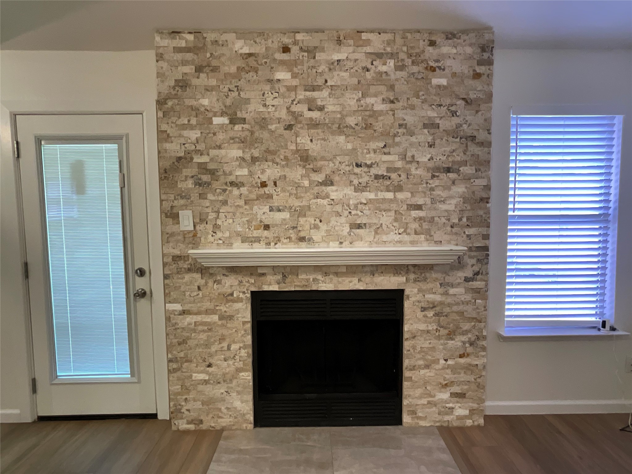 1729 Duster Circle Arlington TX 76018