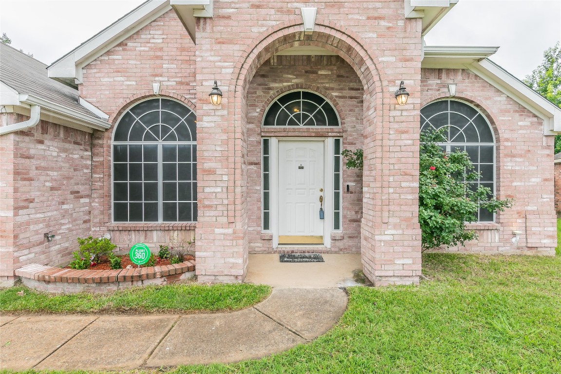 261 Donnie Lane Grand Prairie TX 75052