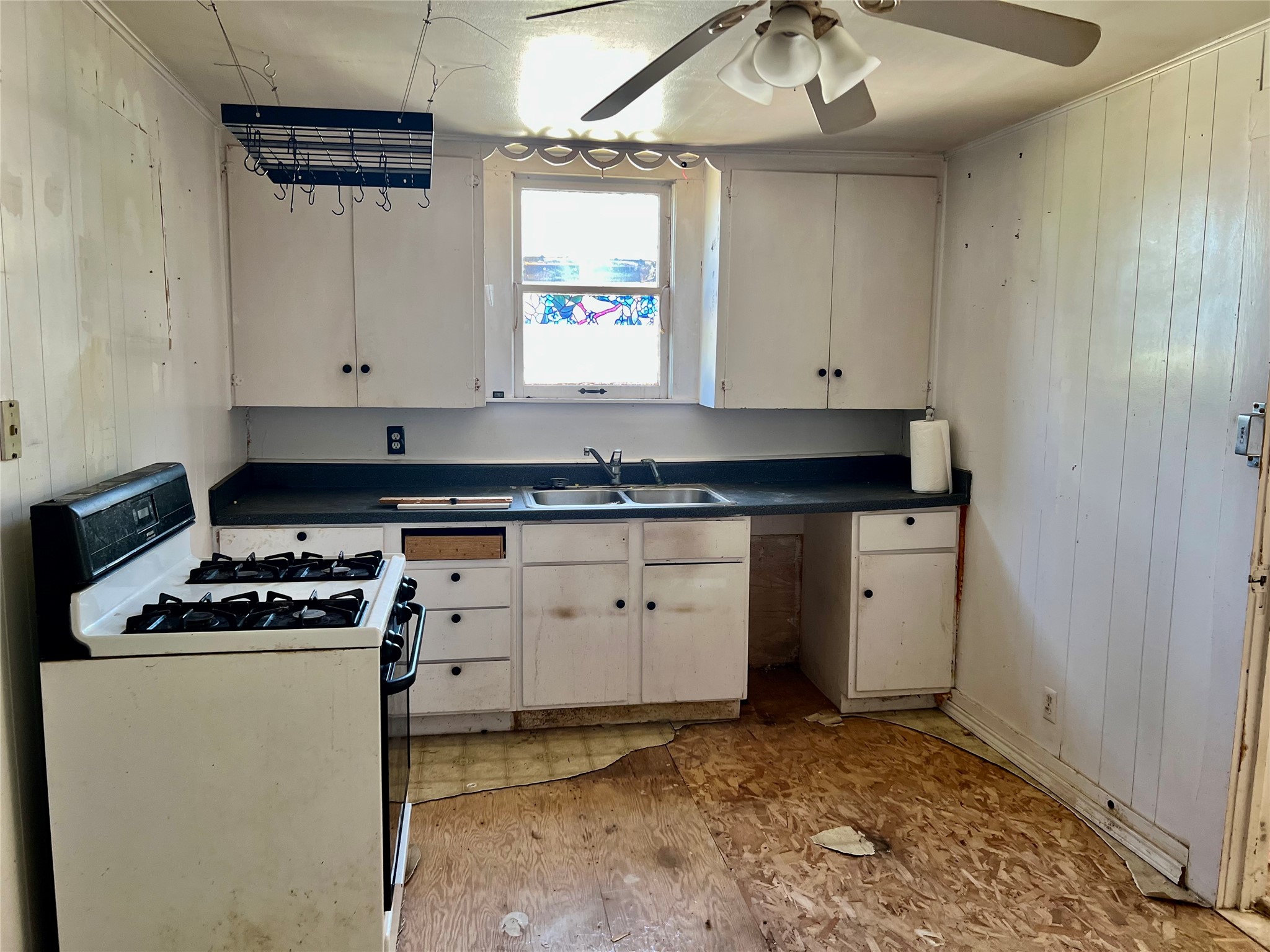906 Young Street Nocona TX 76255