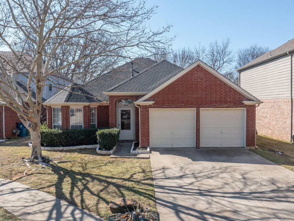 904 Vista Oaks Court Lake Dallas TX 75065