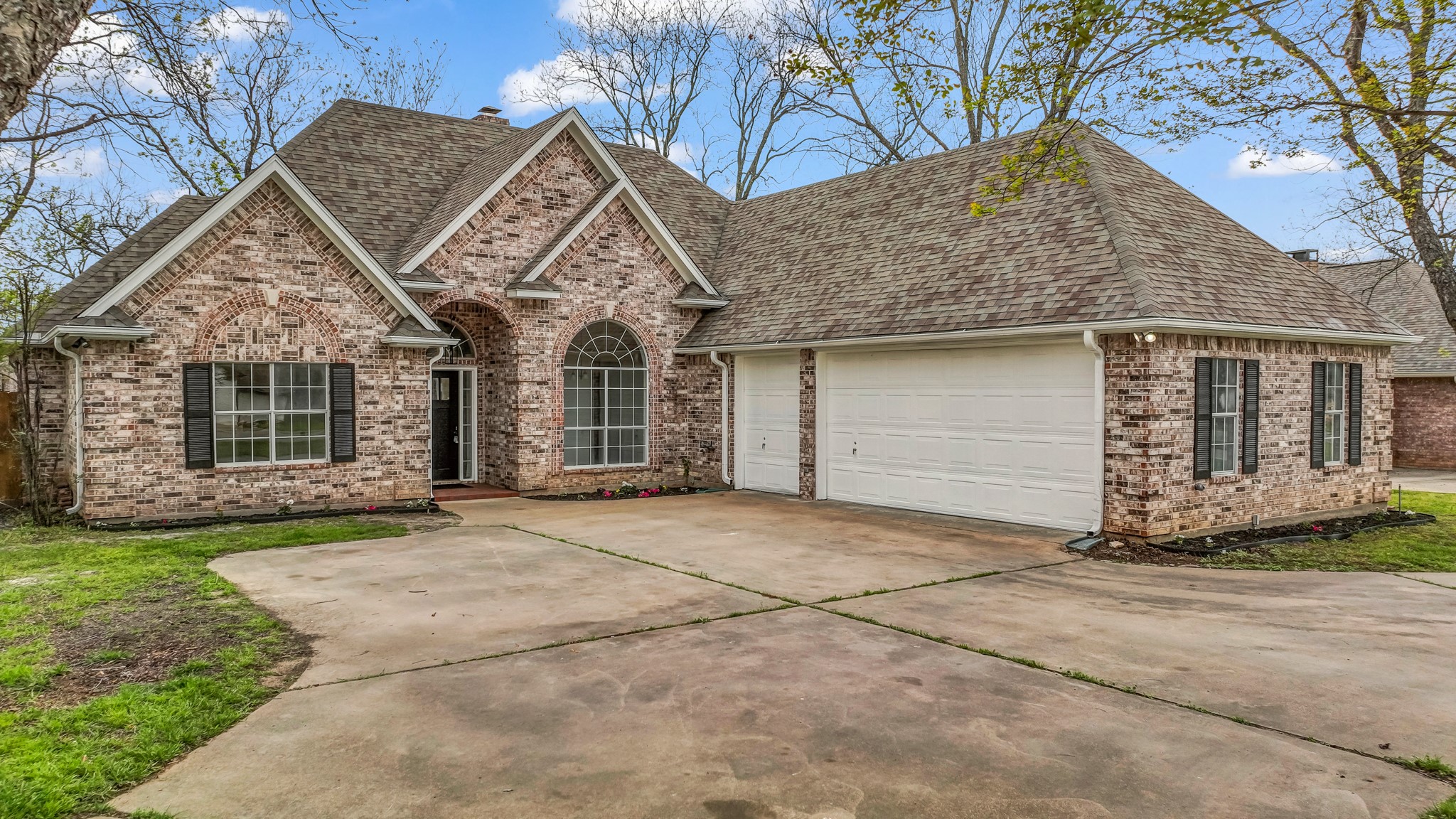 8903 Ellerslie Circle Granbury TX 76049