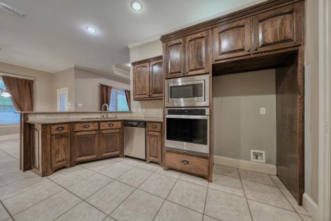 205 Heritage Court Lindale TX 75771