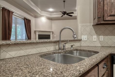 205 Heritage Court Lindale TX 75771